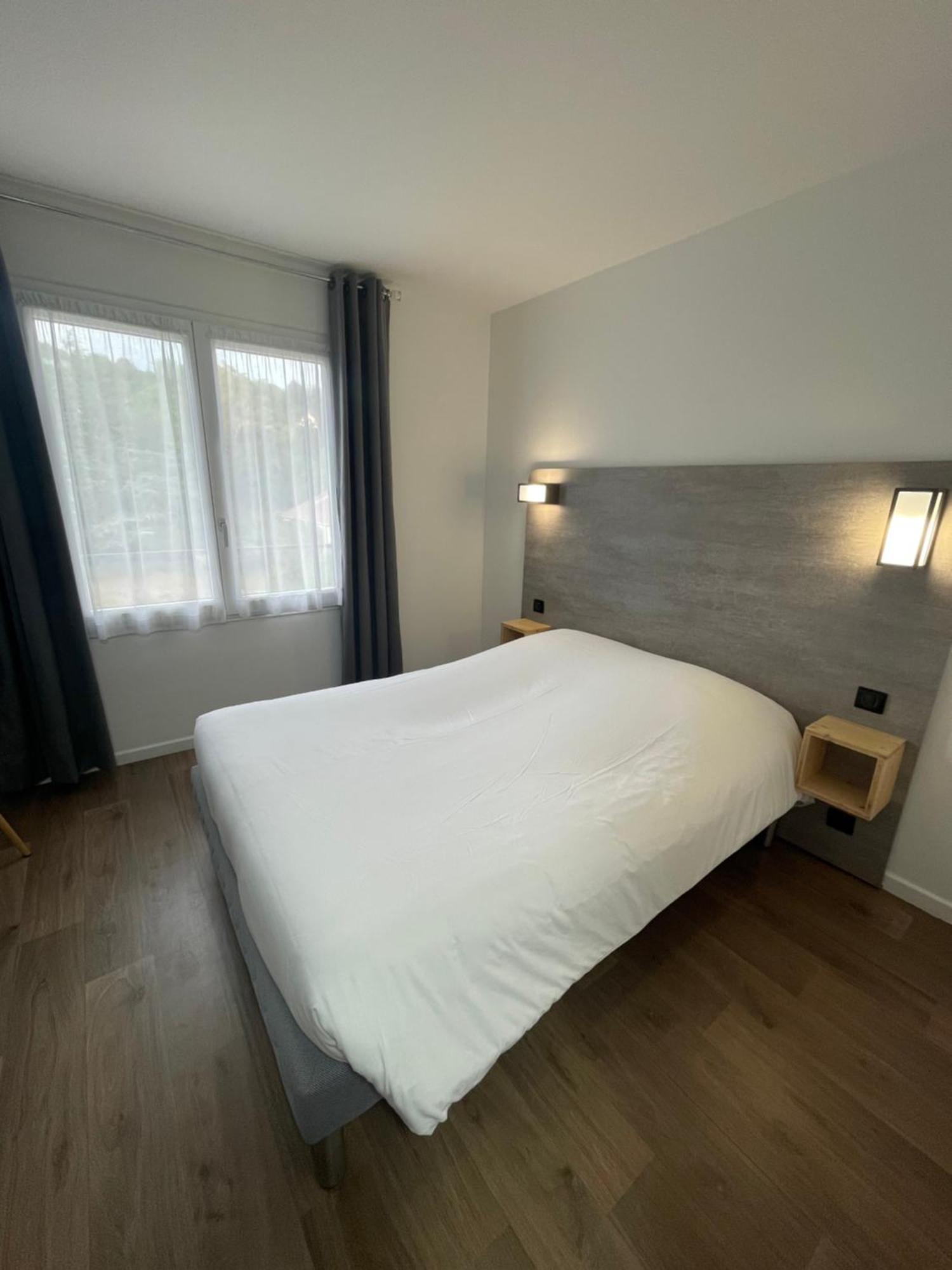Hotel Castel Neuves-Maisons المظهر الخارجي الصورة