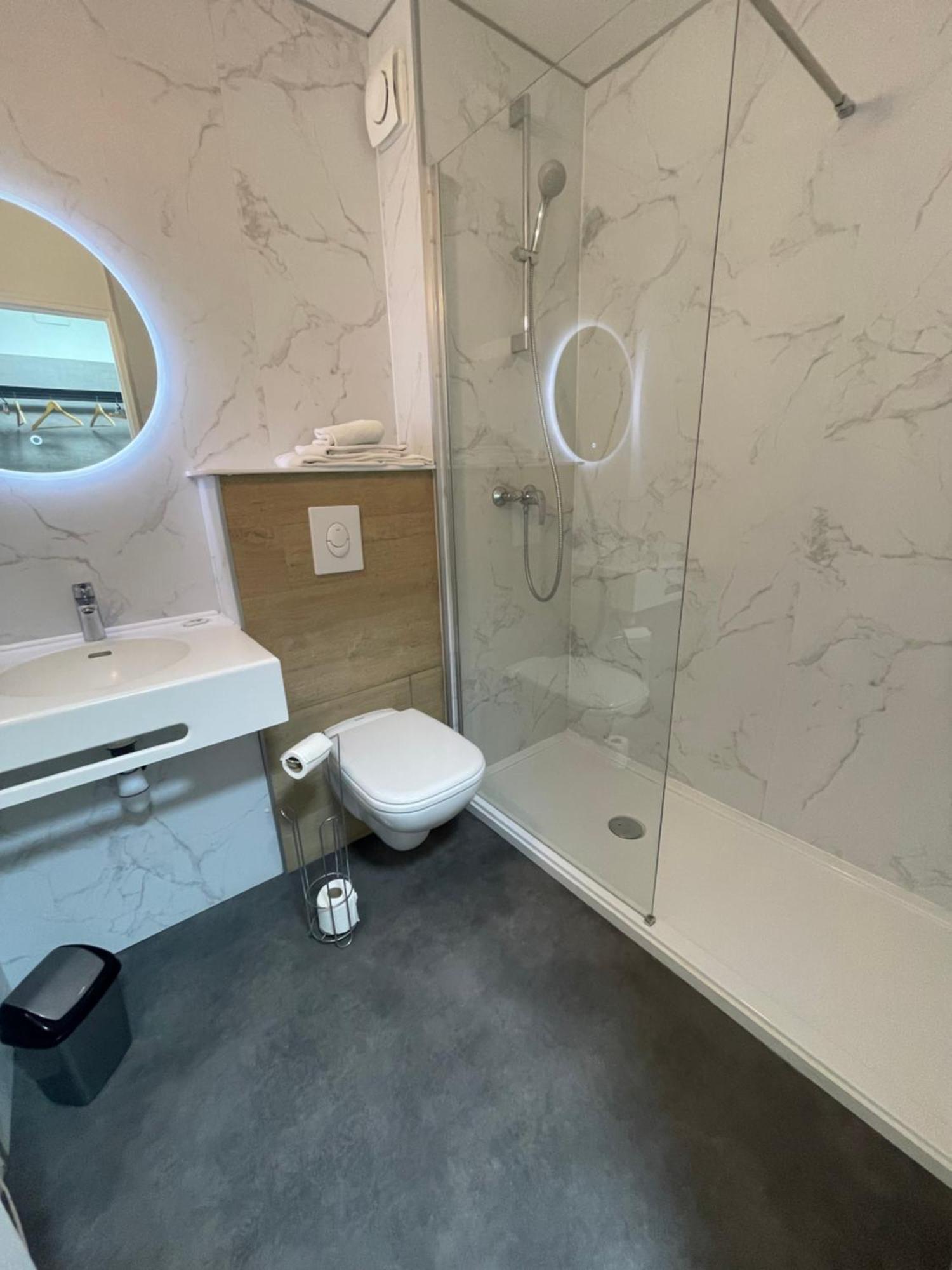 Hotel Castel Neuves-Maisons المظهر الخارجي الصورة